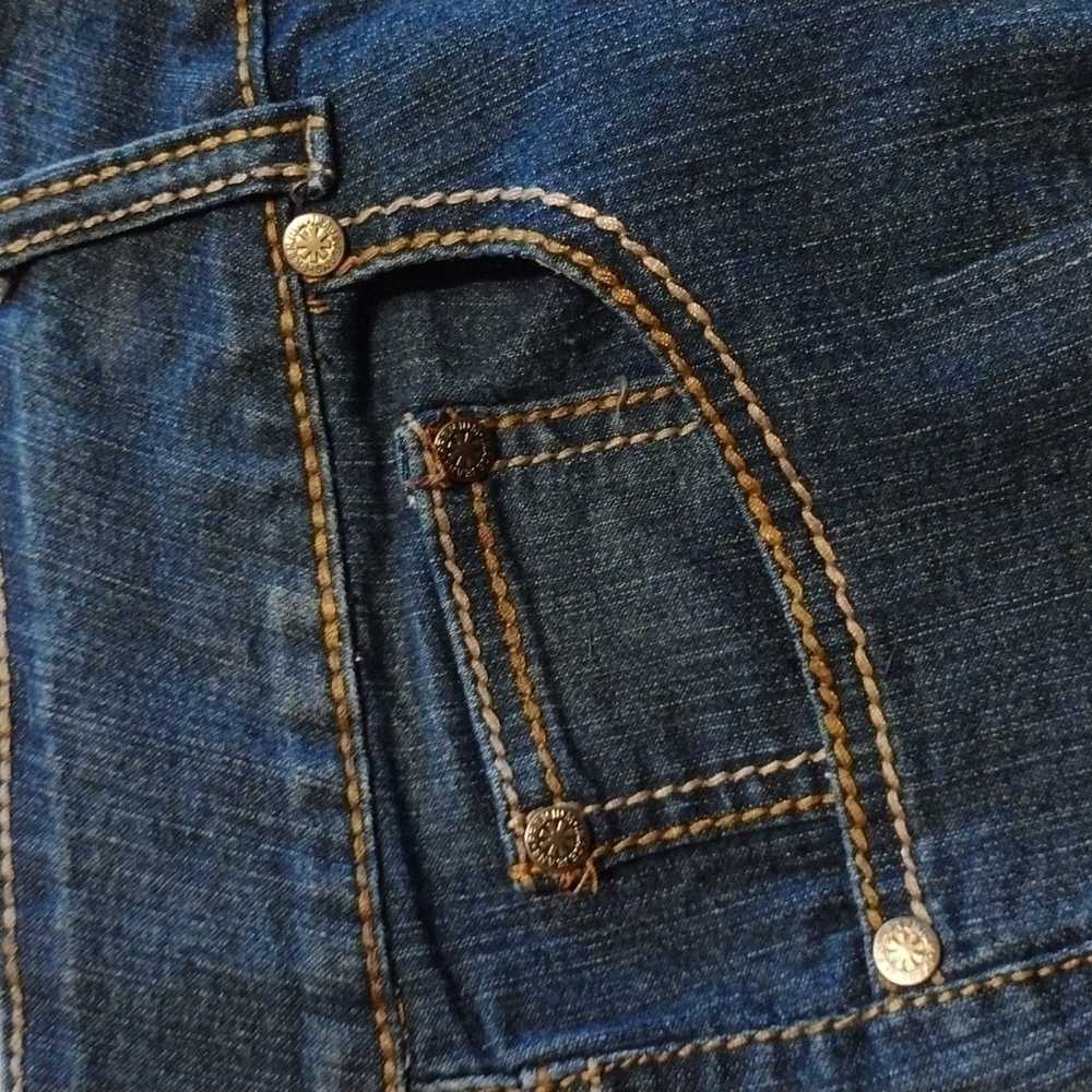 𝅺PLUS Size Jeans by IMAGE - Picture 11 of 14